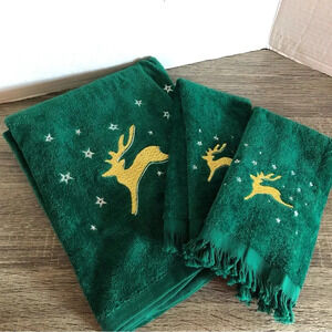 Vintage Reindeer Towels